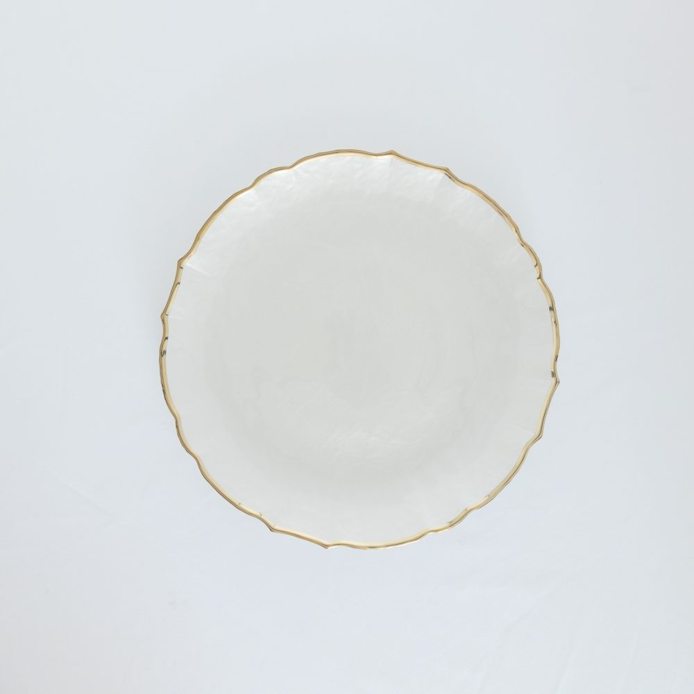 Glass Pearlescent Charger Plate - Gold Scalloped Rim