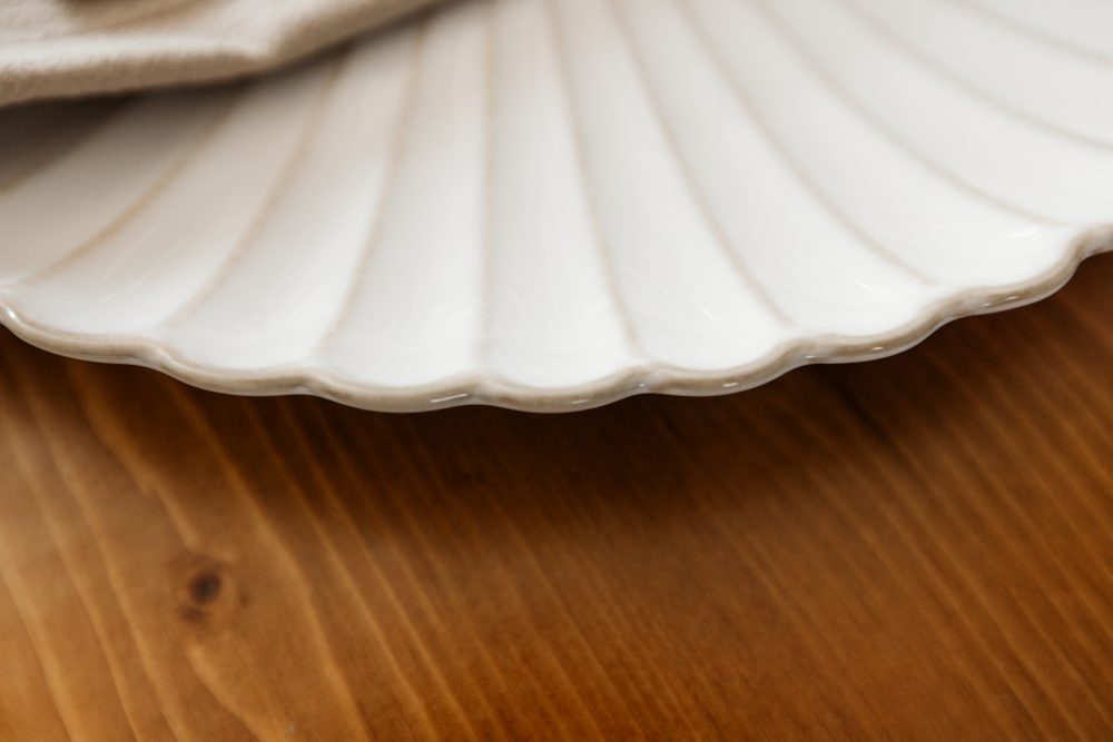 Ceramic Shell Charger Plate - Image 4