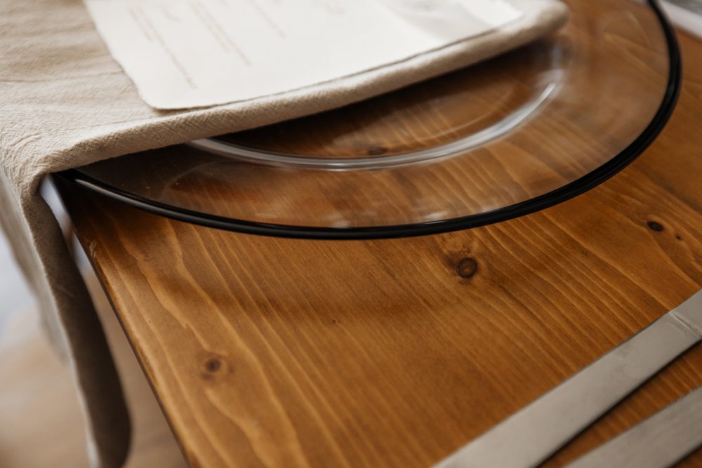 Glass Charger Plate - Black Rim - Image 4